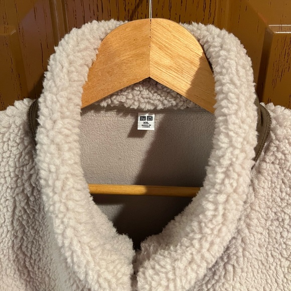 NEW w/o tags - Uniqlo Windproof Outer Fleece Jacket (Beige) Unisex XXL - Picture 2 of 11